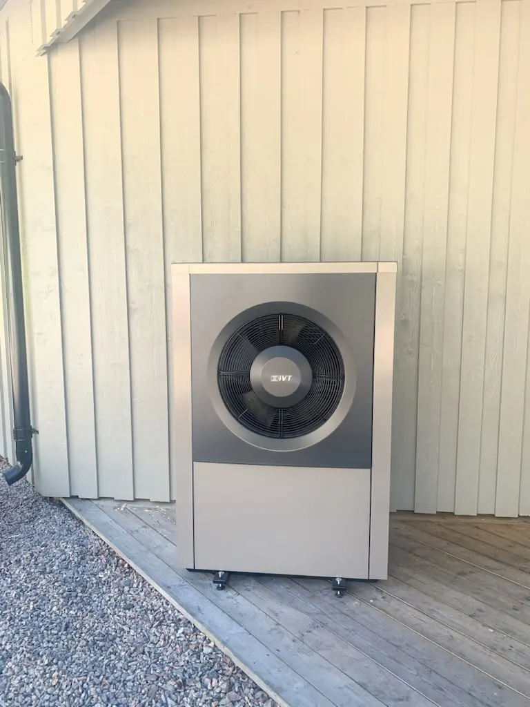 IVT AirX 409 luft/vattenvärmepump installerad i Kungsbacka